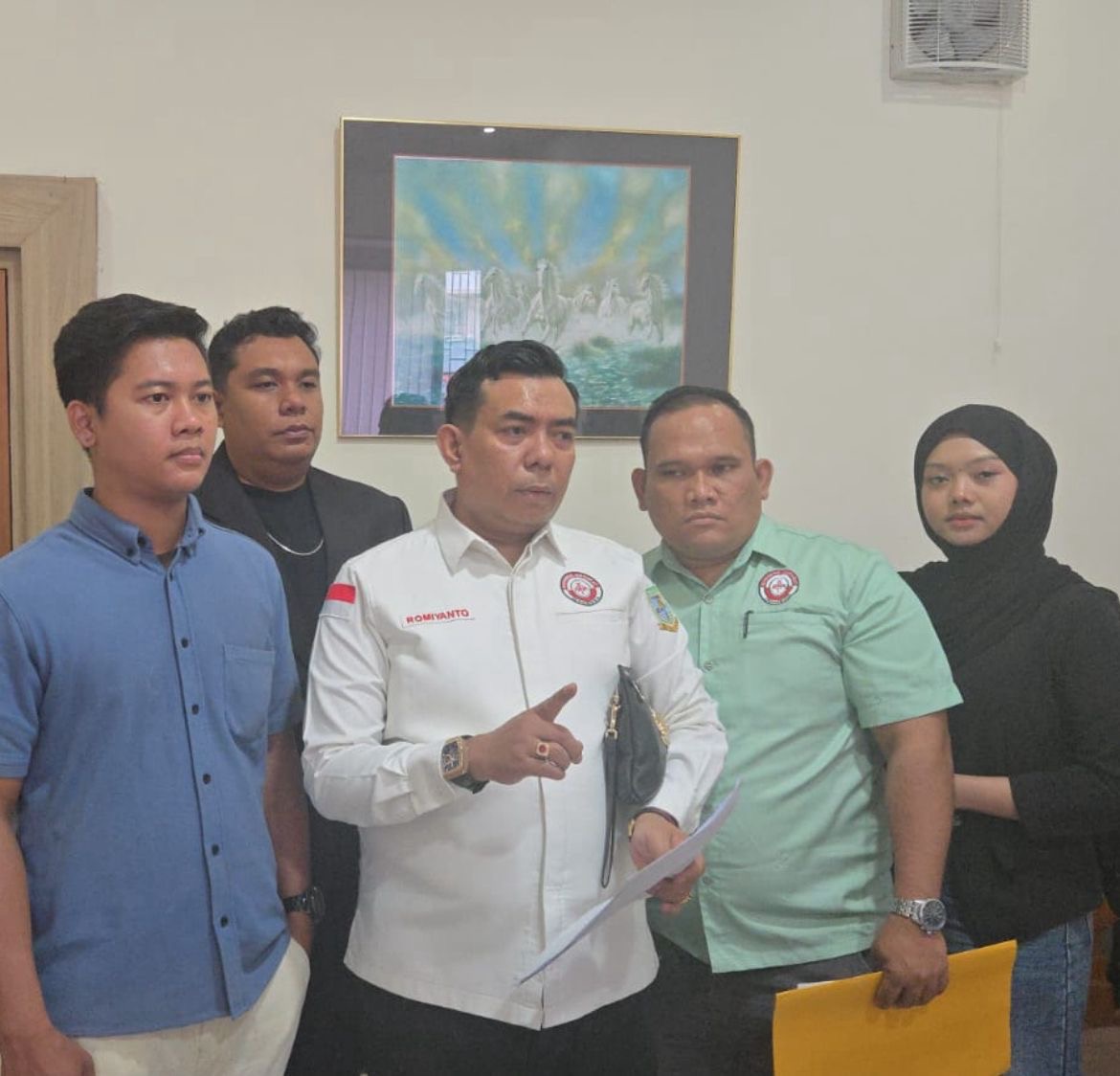 cedf2eb3 981c 400b a17c 955baa34f18e